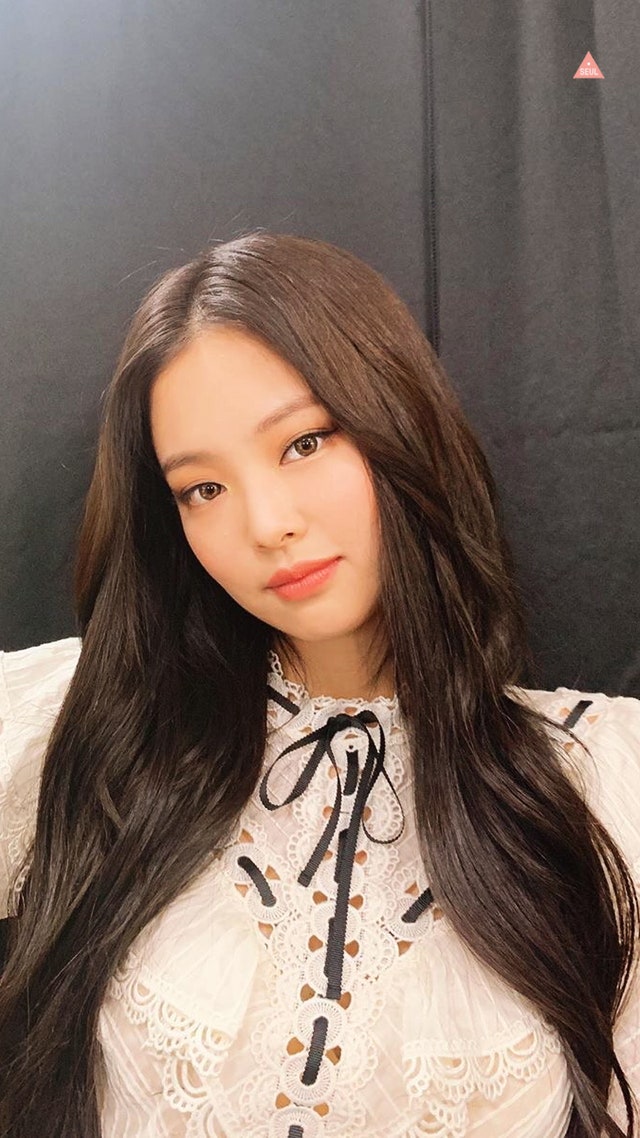 아이폰 배경화면> 블랙핑크 제니 인스타그램 #6 배경화면_By.슬짱 : 네이버 블로그” style=”width:100%”><figcaption>아이폰 배경화면> 블랙핑크 제니 인스타그램 #6 배경화면_By.슬짱 : 네이버 블로그</figcaption></figure>
</div>
<hr>
<ul>
<li><span>Image source: m.blog.naver.com</span></li>
<li><span>Views: 95413</span></li>
<li><span>Publish date: 12 hours ago</span></li>
<li><span>Downloads: 78490</span></li>
<li><span>Likes: 7466</span></li>
<li><span>Dislikes: 9</span></li>
</ul>
<div>
<figure><img decoding=