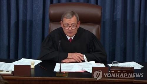 미 대법원 "위스콘신 우편투표 개표연장 불가"…바이든에 불리 미 대법원 "위스콘신 우편투표 개표연장 불가"…바이든에 불리