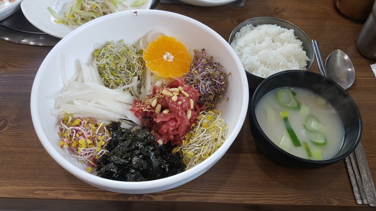 증평 맛집 - 증평인삼곰갈비탕, 육회 비빔밥