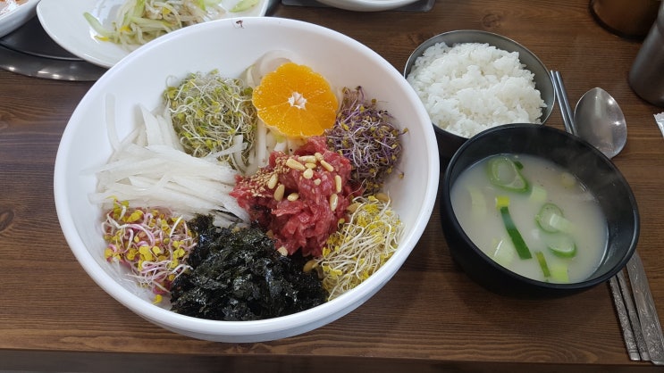  증평 맛집 - 증평인삼곰갈비탕, 육회 비빔밥