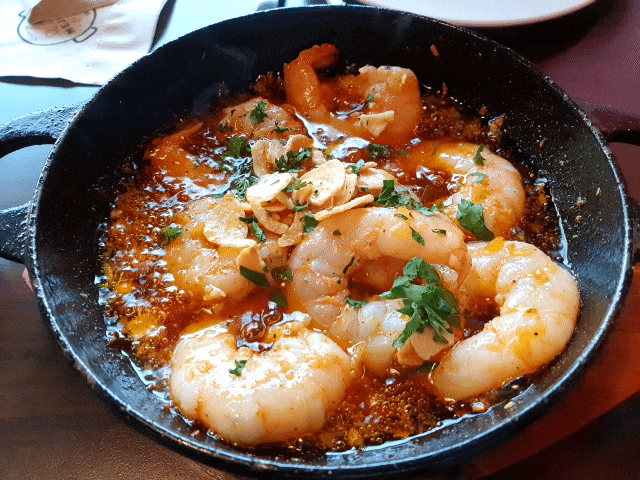  건대 맛집 메호르 스페인 요리 감바스 빠에야 샹그리아 몬타디토 넘 맛나