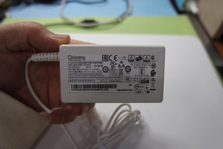  15UD40N-GX36K 외관 및 부팅 속도