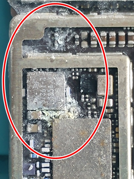 인천아이폰8바닷물침수데이터복구,사진,동영상,동해바다,전원고장,화면안나옴,발열,부천킴스모바일리페어,070-8811-6393,서울1호선중동역 2번출구앞