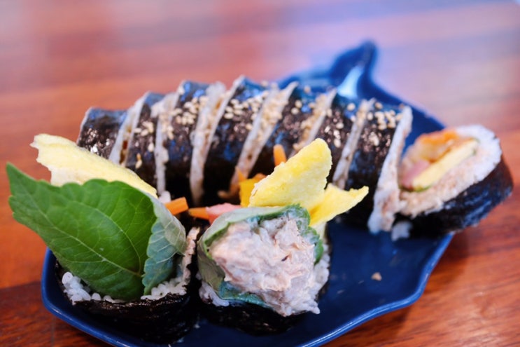  [김밥맛집] 물고기김밥 : 아낌없이 재료가 들어간, 엄청난 김밥의 터질것 같은 맛 (#서울김밥맛집, 예약필수)