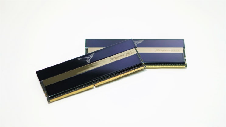  어느 별에서 왔니, TeamGroup T-Force DDR4-3200 CL14 XTREEM ARGB