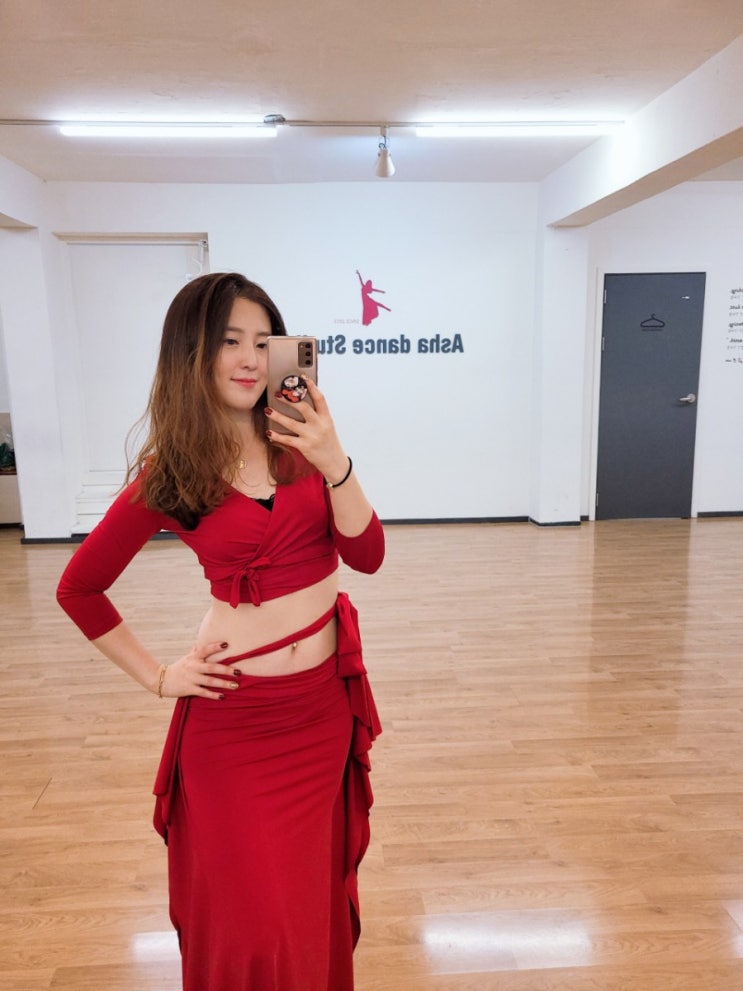  벨리강사 이쁜 연습복레드신상 버건디라피네연습복