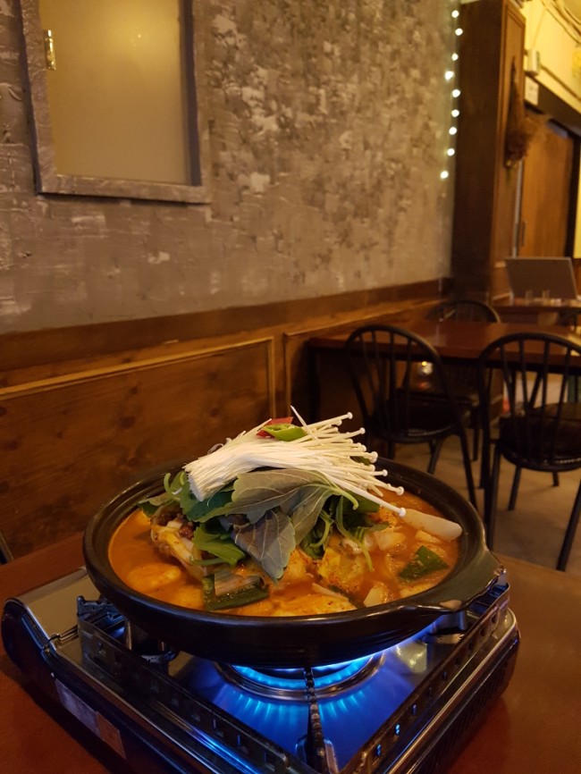  서면 술집 추천/모르는 사람이 없는 곱창전골 맛집 : 기승전골