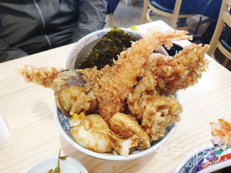  경주 황리단길 맛집 튀김이 바삭 온센 텐동