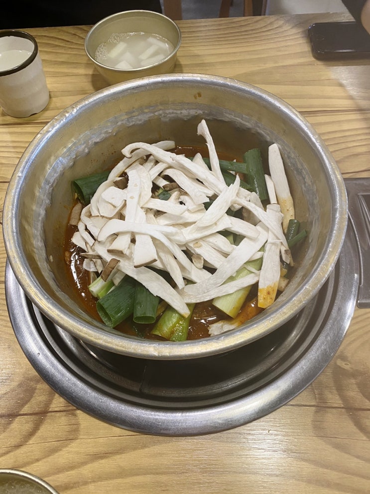  천안 두정동 맛집 곤드레찜드레 등갈비찜 양푼갈비 곤드레밥 먹방찍었어요!