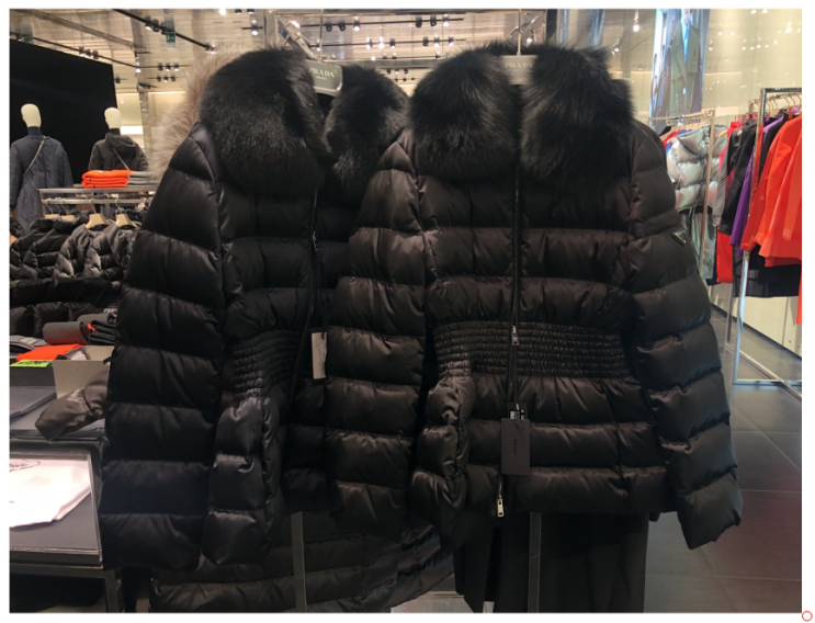  프라다 PRADA - 290353 퍼 패딩