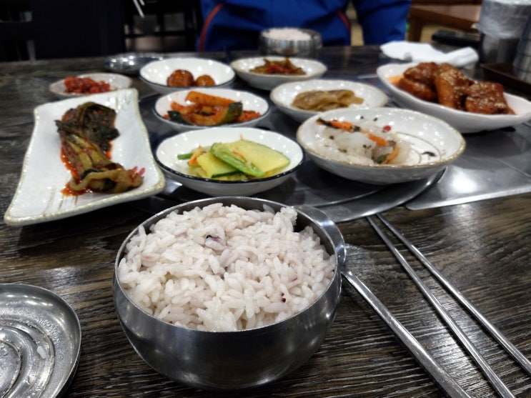  오산 세교동 한식부페 같은 품무골칡냉면