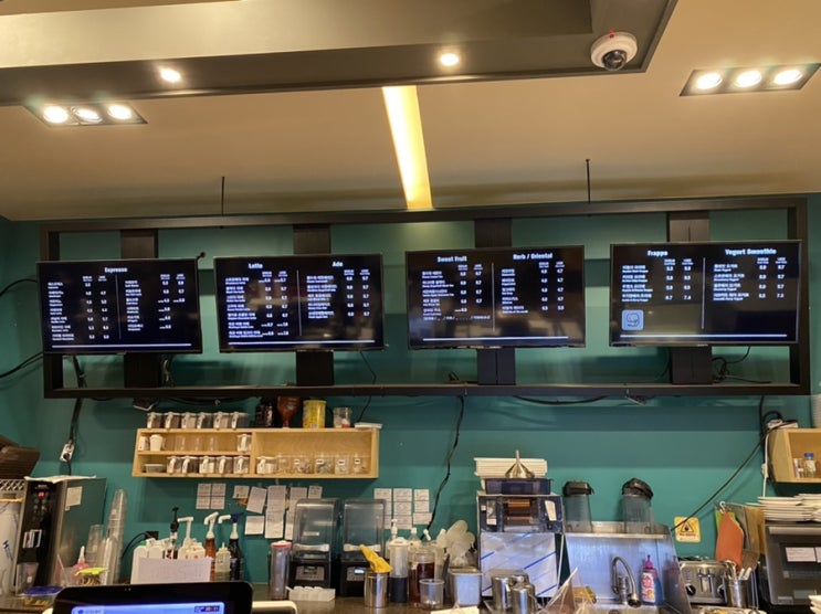  강남역에서 얘기하기 좋은 카페 더 나인 후기(내돈내간)