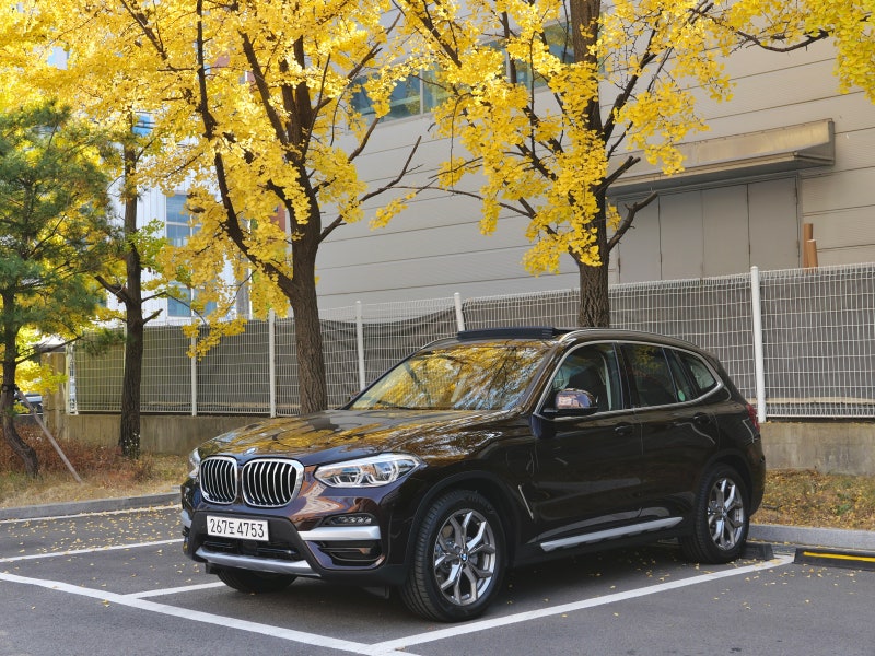 BMW X3 30e 할인 프로모션 그리고 리뷰 예고! 파워트레인부터 트렁크 공간까지 경쟁력 심층 분....