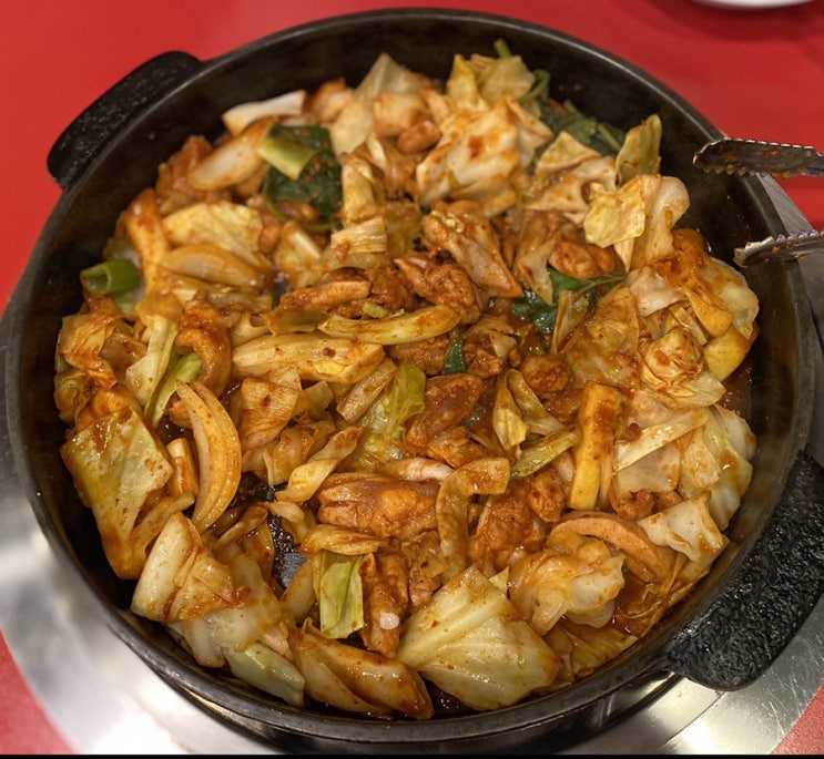  [깐깐맛집] <닭익는 마을> 용산아이파크몰점 - 그럭저럭 괜찮은 닭갈비집