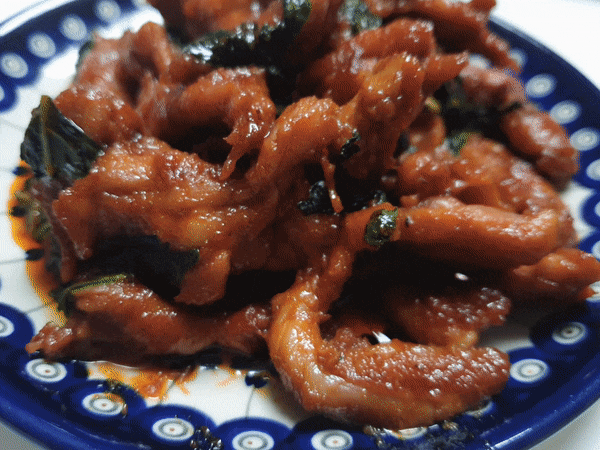  닭목살 매콤해서 더욱 맛있네욥!