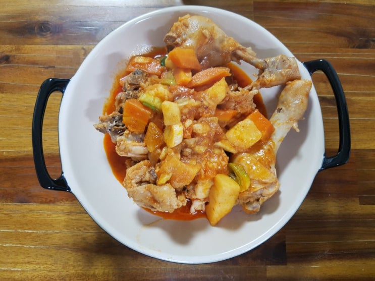  얼큰하게 맛있는 닭볶음탕 레시피