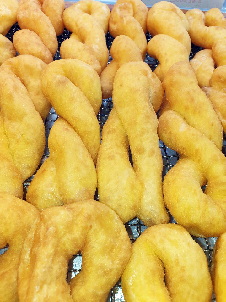  쫀득~한 찹쌀꽈배기 전문점  도민 2,000원 꽈배기 무료쿠폰 정보! (제주시 하귀)
