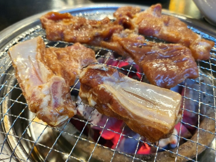 수원 광교 숯불갈비 맛집 '광교갈비'