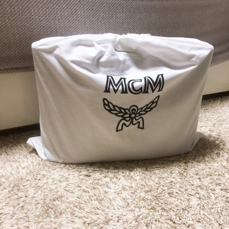  [내 돈 내산] MCM-Medium 토니 비세토스 쇼퍼 백