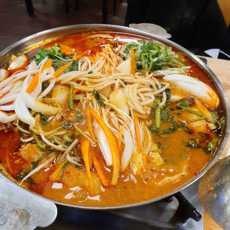[오늘뭐먹지]안양역 안양1번가 술부르는 찐맛집 '홍가네영양센타' 닭매운탕