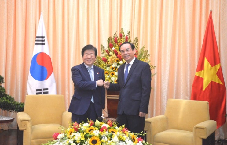  4박 6일 베트남 방문 마친 박병석 국회의장, 의회 외교 진수 선보였다