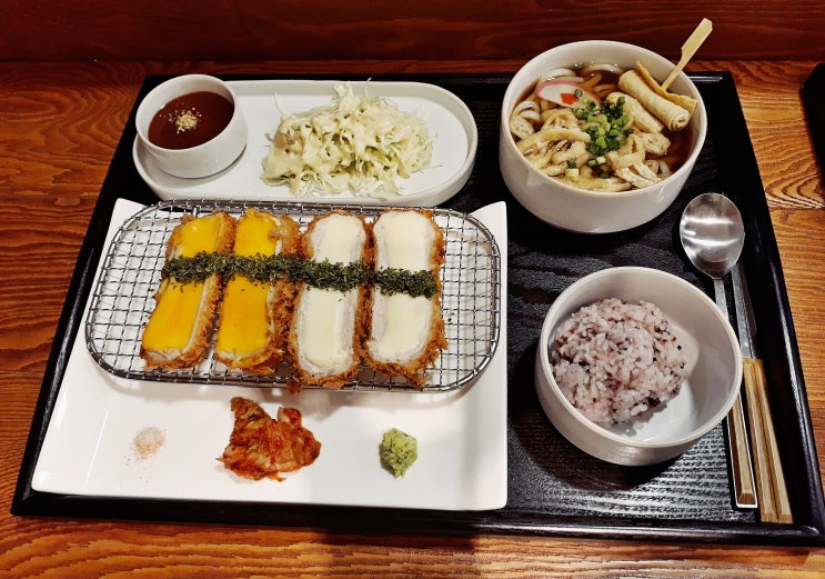  전포맛집 돈가스와 우동 모밀이 세트 슥까스 서면돈까스