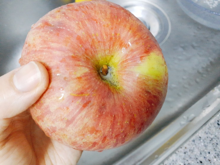  목요일마다 만나는 반가운 아저씨, 과일장사 아저씨 반가워요.