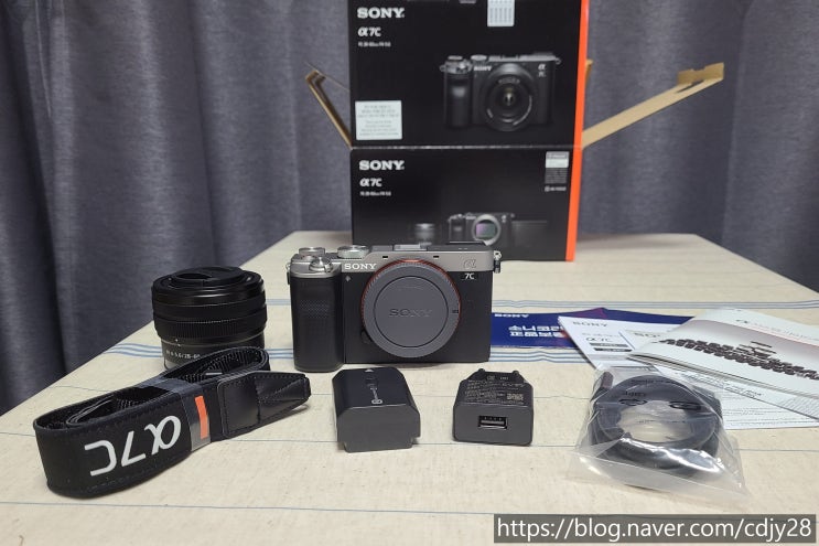  소니 미러리스 A7C 카린이 내돈내산 1달 솔직 사용 후기(미러리스 dslr 차이, 정품등록 이벤트, 카메라 슬링백, 카메라 스트랩, 소니렌즈, sel2860, 85mmf1.8)