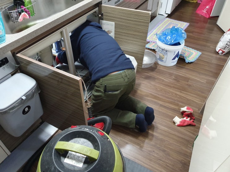 송파구 싱크대막힘, 싱크대막혔을때 싱크대 음식물 분쇄기 해결하는 업체 송파구 싱크대막힘, 싱크대막혔을때 싱크대 음식물 분쇄기 해결하는 업체