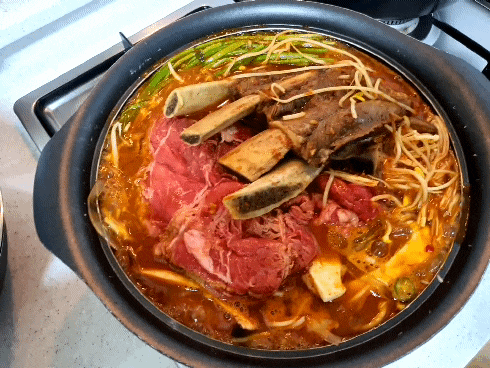  [혼술 만렙] 나 홀로 불금 연남 물갈비 포장, 소주 한 잔 / 강아지 개인기 방출