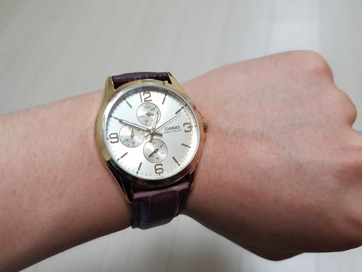  카시오CASIO MTP V301GL9A 남자가죽시계선물:클래식금장시계
