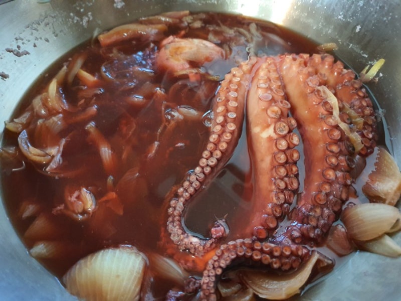 문어 연하게 삶는 법! 문어 삶는 꿀 팁!