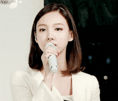  광대미녀 트와이스 나연
