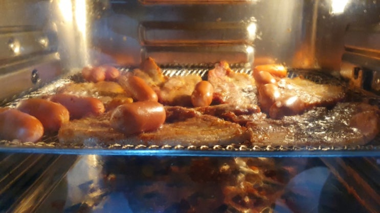  에어프라이어로 부드러운 삼겹살 간단하게 만들어 보아요.