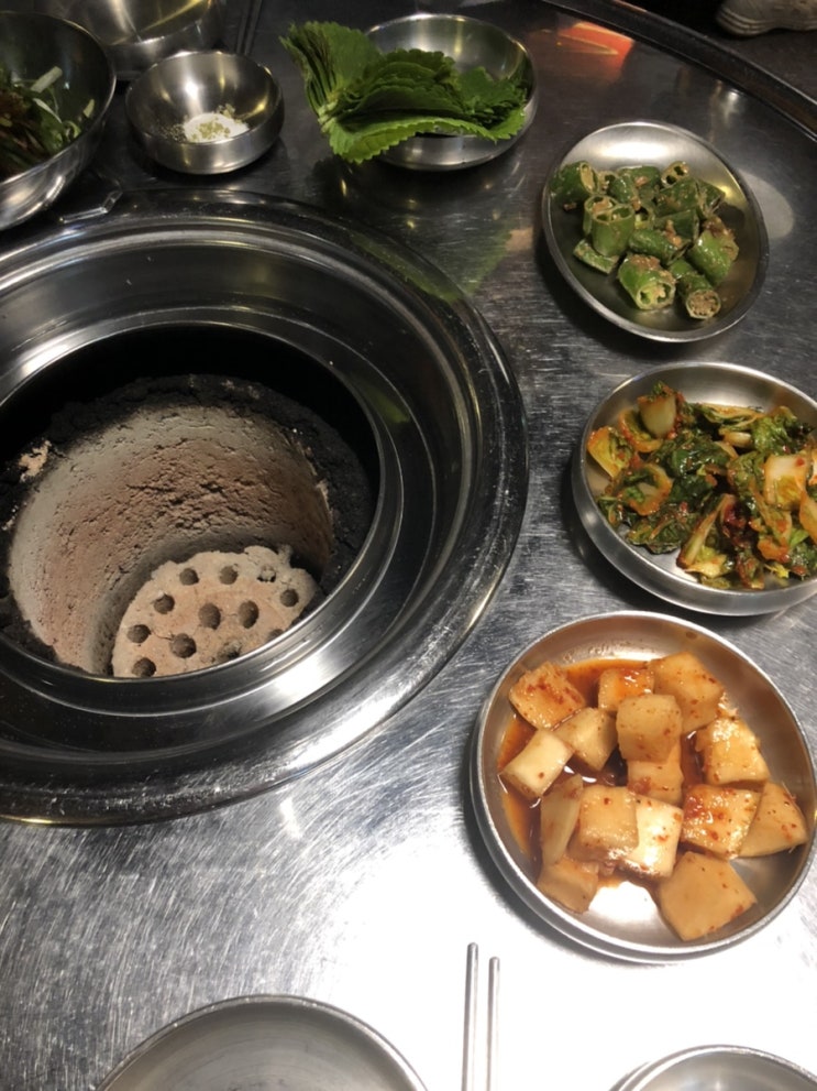 신용산 칠백식당