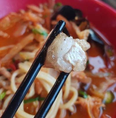  홍콩반점 탕수육과 고추짬뽕이 매력적인 구남 맛집