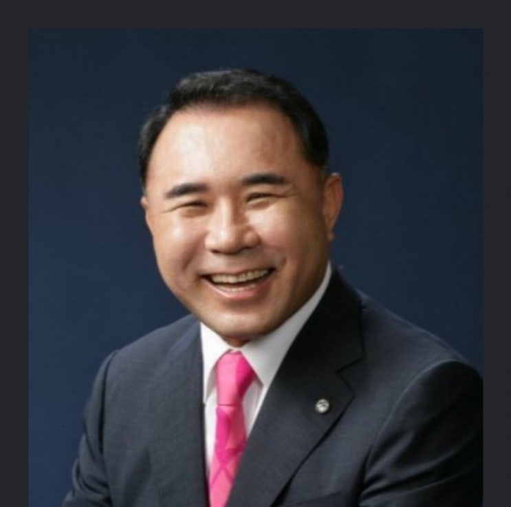 <b>윤홍근</b> bbq <b>회장</b>, 대한<b>빙상</b>경기<b>연맹회장</b>선거 네고각?