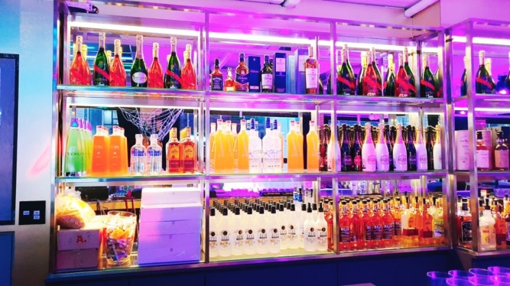  [논현동 라운지 BAR] 분위기에 압도당하고 가성비에 놀란 강남 라운지 CN루프탑
