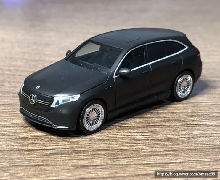  [1/87 SUV] 벤츠 사의 전기 SUV, 벤츠 EQC