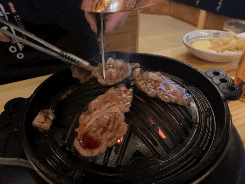  부산 명지 양고기 우아하게 먹을까요? 아지양 직원이 구워주는! 이태원 양고기를 강서구 국제신도시 양갈비 맛집에서 먹기 :)