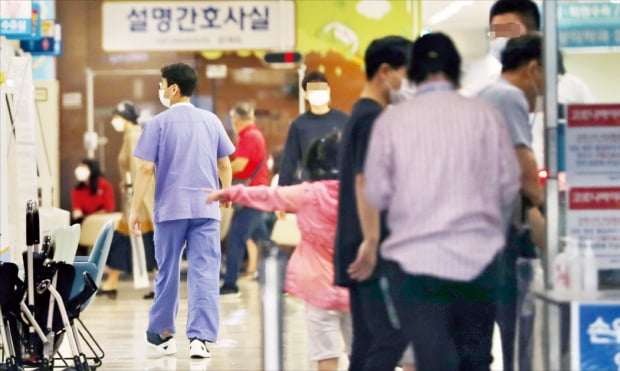 "MRI·도수치료 받으면 4배 할증"…실손보험, 싹 바뀐다 "MRI·도수치료 받으면 4배 할증"…실손보험, 싹 바뀐다