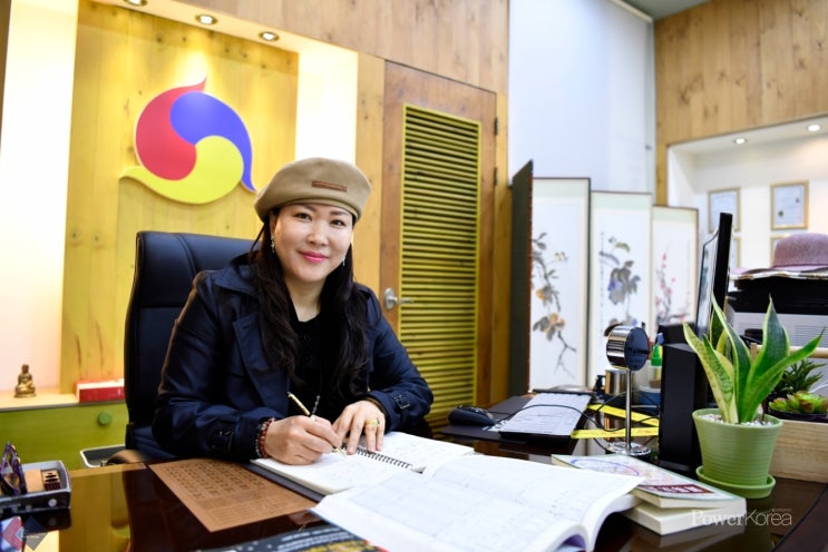  또 다른 이름으로 인생의 전환점을 만들어갈 이들에게 고함! 북수원 지윤철학원 미니 인터뷰