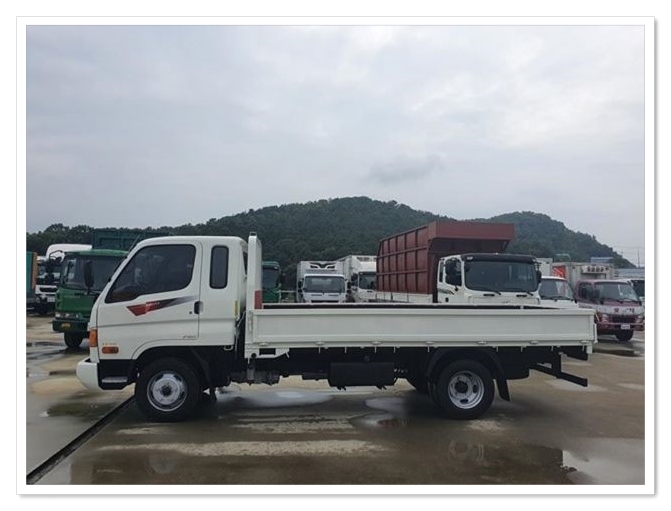  2.5톤트럭 슈퍼캡 고상 중고화물차매매
