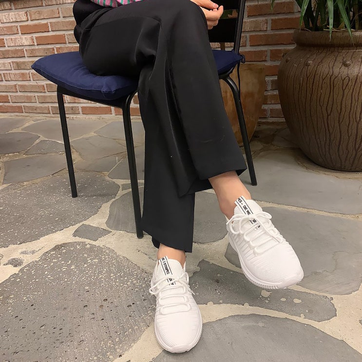  여성용 베이직 러닝 운동화 SN707