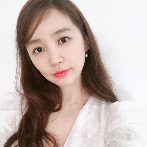 배우 겸 가수 윤은혜 사주