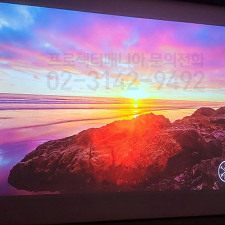  4k 프로젝터는 급이 다르네요 화질 죽입니다.