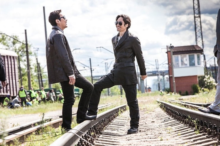 영화 베를린 줄거리 결말 스포 평가 해석 영화 베를린 줄거리 결말 스포 평가 해석