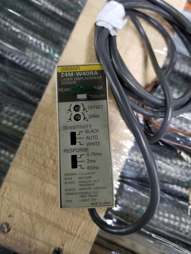  Z4M-W40RA / LASER DISPLACEMENT SENSOR / OMRON