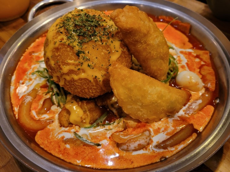  서면 맛집 청년다방 핫크림치즈볼 떡볶이