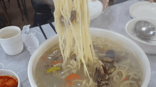  [간월도] 바지락 가득 바지락칼국수, 간월포구 영양굴밥